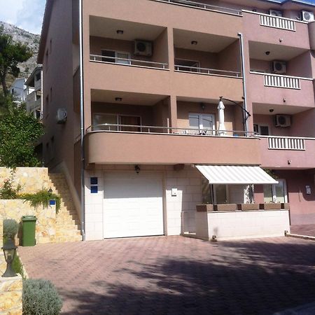 Apartments Nedo Dalmatia Omis Bagian luar foto