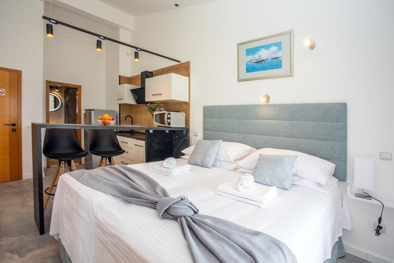 Apartments Nedo Dalmatia Omis Bagian luar foto
